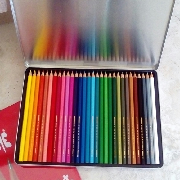 Box of 30 Colours Soft Aquarelle - Picture 6 of 7